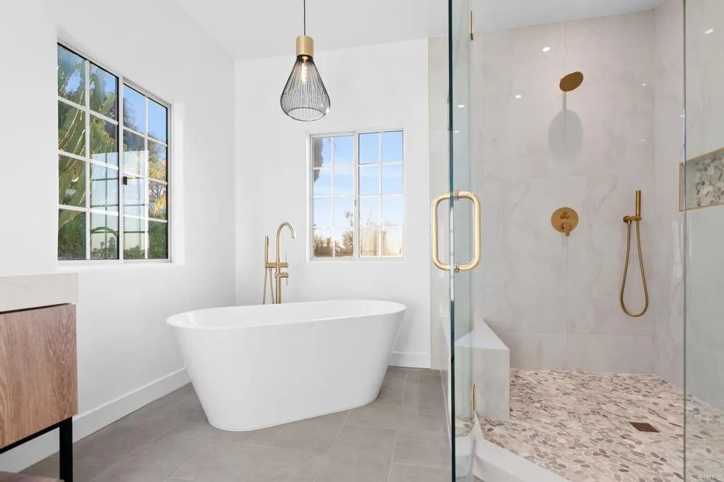 https://cdn.realtyfeed.com/cdn/127/306582090/89547c95598ba3c26eee3d9b260cb9dc.webp