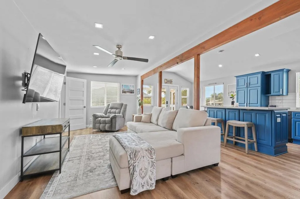 https://cdn.realtyfeed.com/cdn/127/306582140/09ceb5792dc097fe5d4368b1a1c27373.webp