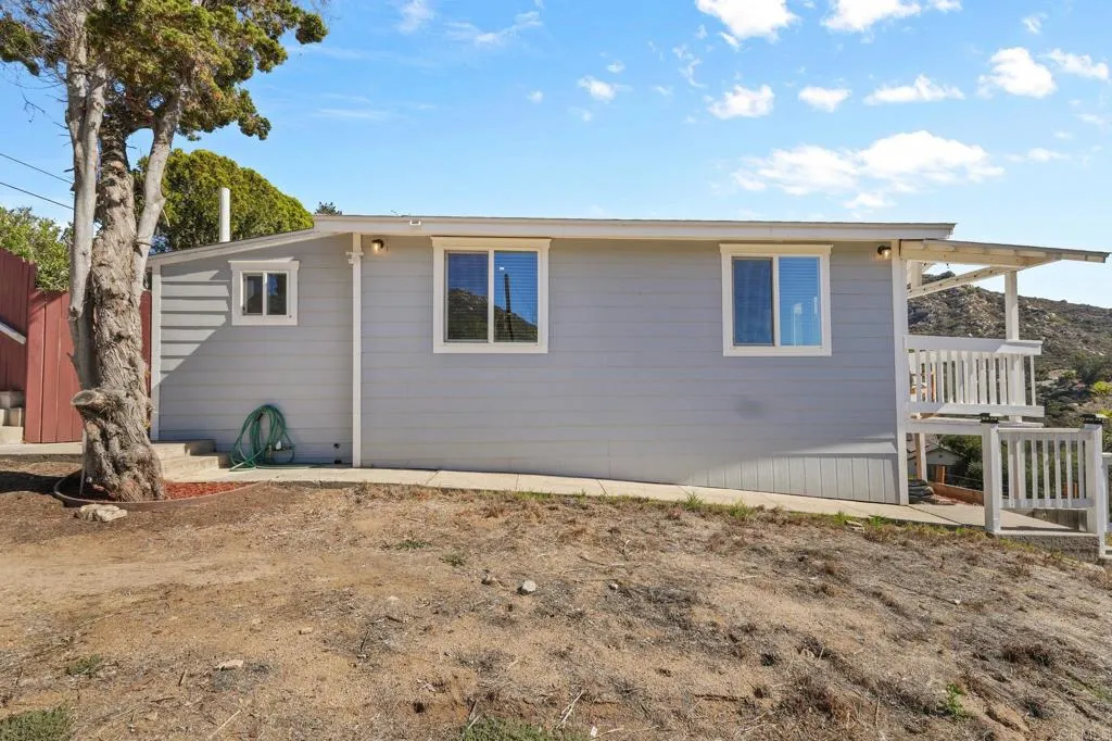https://cdn.realtyfeed.com/cdn/127/306582140/1b90b443657ffb576bc0919970601825.webp
