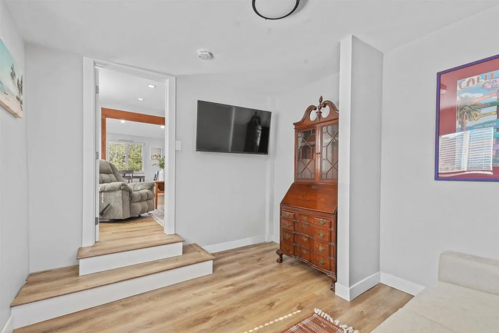 https://cdn.realtyfeed.com/cdn/127/306582140/1c4d4408842681113260c5bb4c4dc5e7.webp