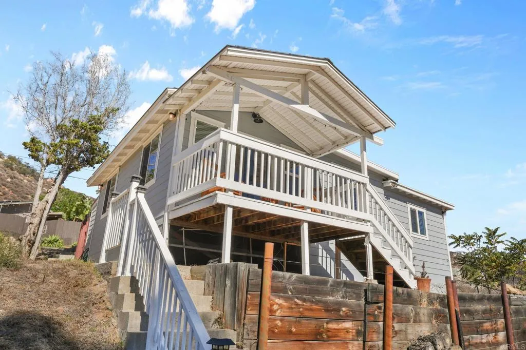 https://cdn.realtyfeed.com/cdn/127/306582140/2e1f7f26600298136856c1ade478f0dd.webp