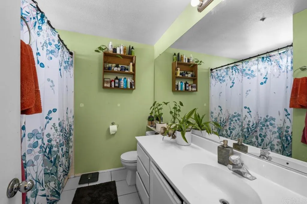 https://cdn.realtyfeed.com/cdn/127/306582144/b974f21cbc8f55f9028f226d639a3611.webp