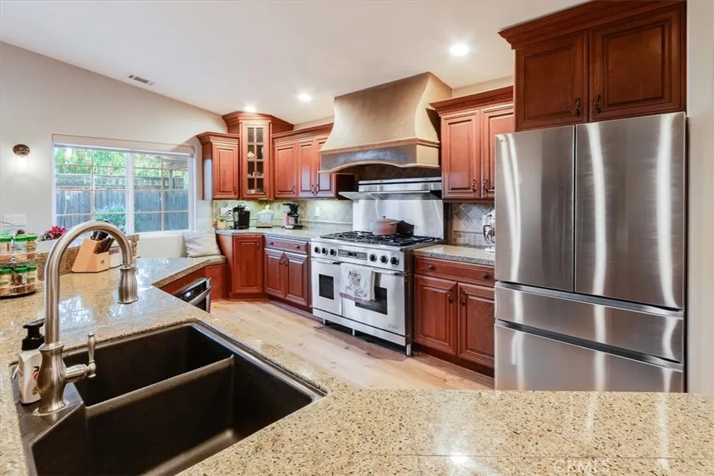 https://cdn.realtyfeed.com/cdn/127/306582161/b957ba43503b9839560b2282a216c421.webp