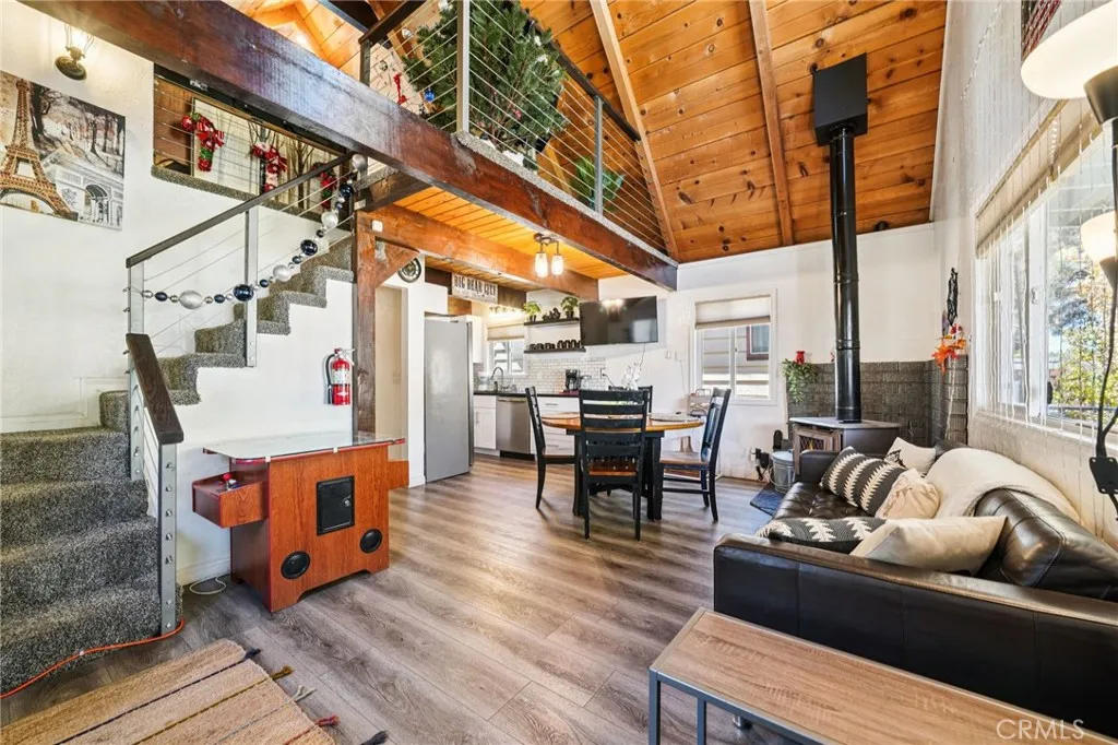 1026 W Country Club, Big Bear, CA 92314 - Photo 4 of 26, Big Bear, CA