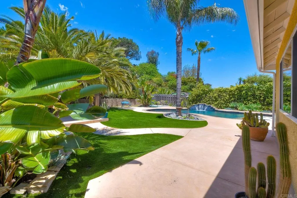 4876 Park Dr., Carlsbad, CA, 92008