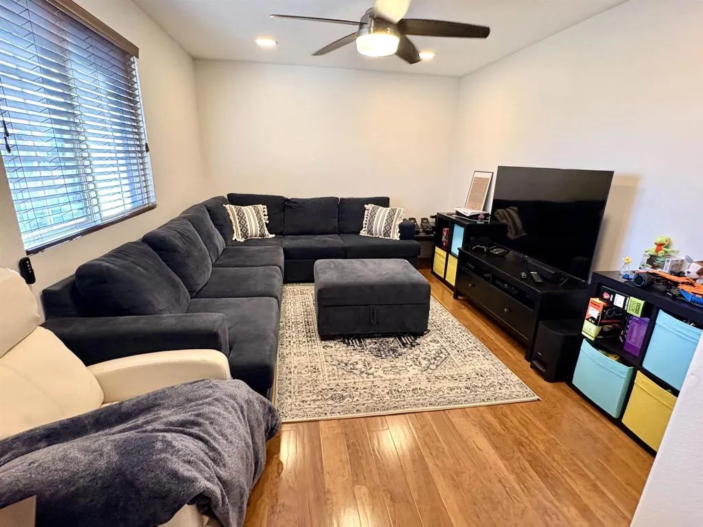 https://cdn.realtyfeed.com/cdn/127/306582258/9beec4bd72806c1496211a299109a54f.webp