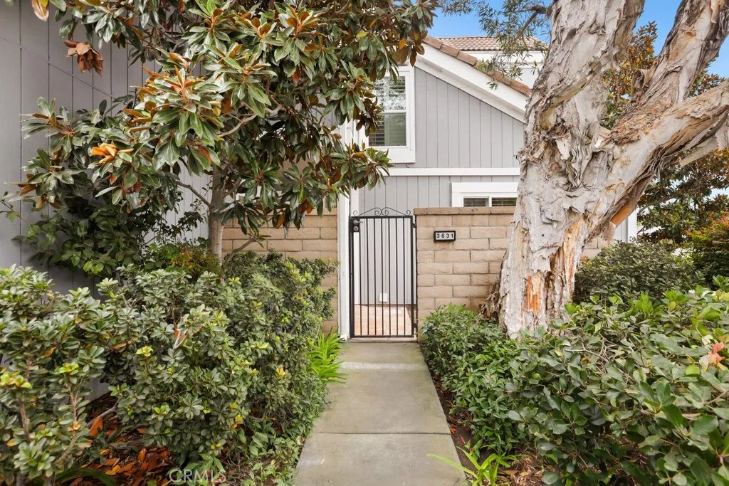 3631 Windspun Drive, Huntington Beach, CA 92649 - Photo 3 of 34, Huntington Beach, CA