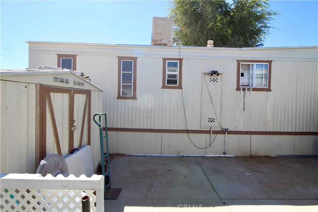 11423 Chamberlaine Unit 58, Adelanto, CA 92301 - Photo 4 of 17, Adelanto, CA