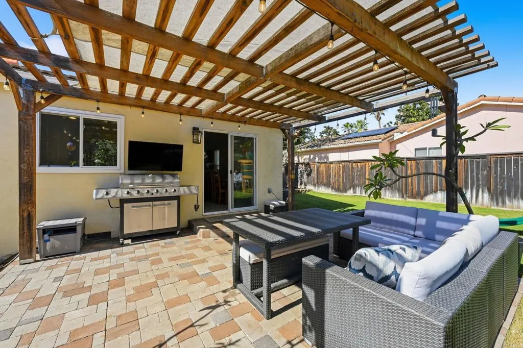 https://cdn.realtyfeed.com/cdn/127/306582512/92600fe0f3a06c9c209d2ab242d479c6.webp