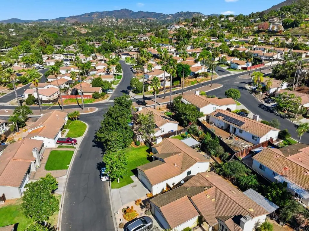 https://cdn.realtyfeed.com/cdn/127/306582512/c7a60b8943f6301d4de6492a5b1c6705.webp