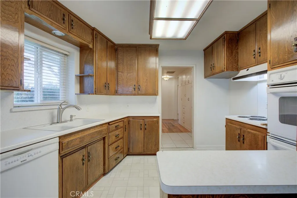 2335 E Canal, Turlock, CA 95380 - Photo 4 of 57, Turlock, CA