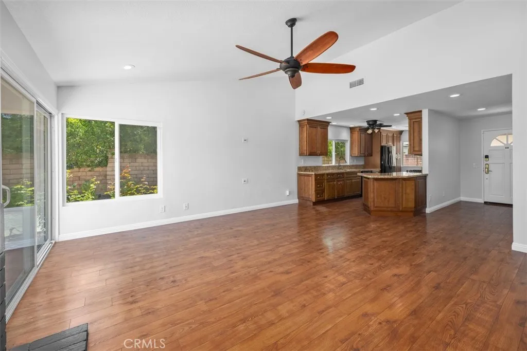 https://cdn.realtyfeed.com/cdn/127/306582562/1e4e09be7d7ef6a94218b0139d681c4e.webp