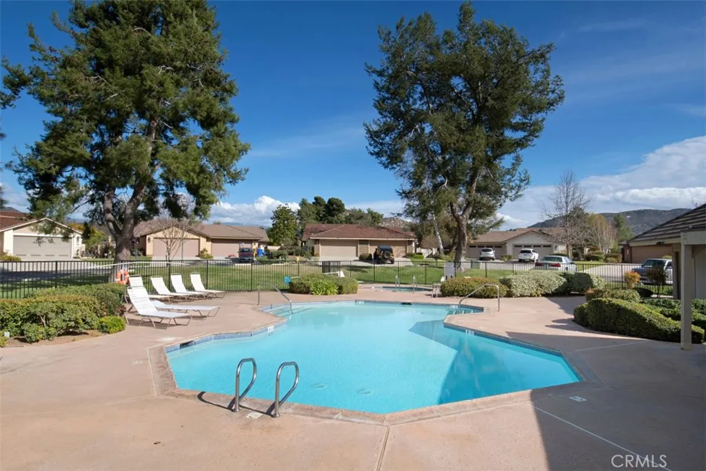 https://cdn.realtyfeed.com/cdn/127/306582562/24a1fef839f1d4d013c206f8760f82df.webp