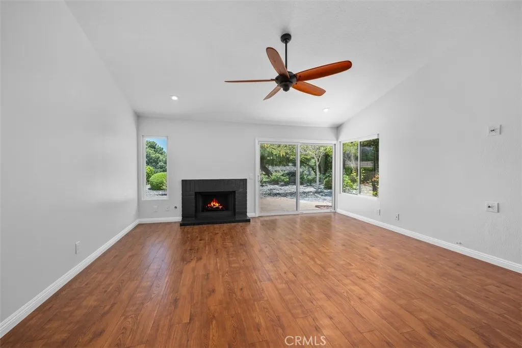 https://cdn.realtyfeed.com/cdn/127/306582562/2cbca6dce80ecbbae52450b01b1ee300.webp