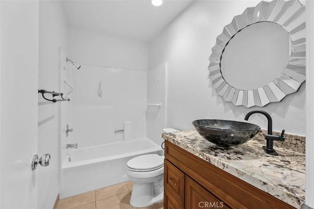 https://cdn.realtyfeed.com/cdn/127/306582562/83d739c71d143f3d9e0fd63c913895f7.webp