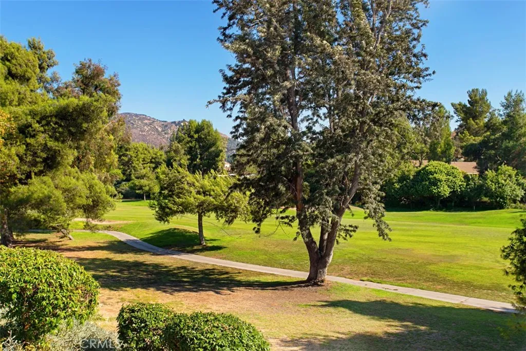 Photo #30: SW25242197 Listing: Photo #30