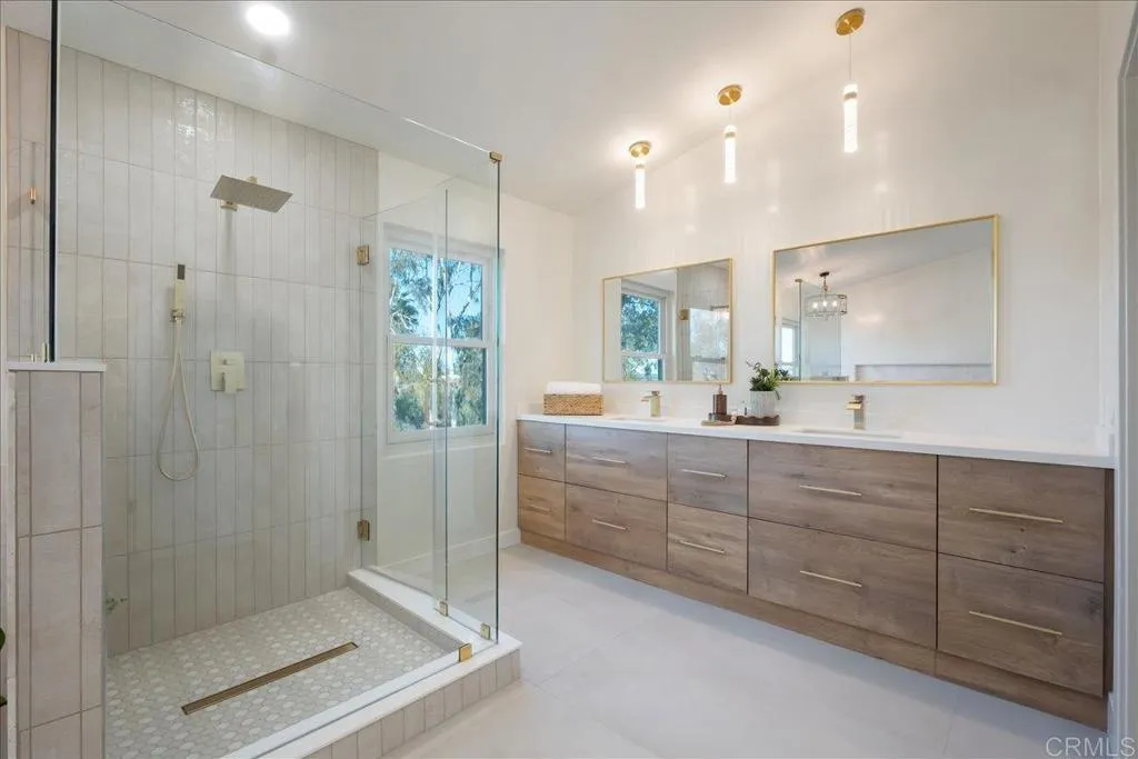 https://cdn.realtyfeed.com/cdn/127/306582734/247a491bb821bbb7e0341f21abae91a0.webp