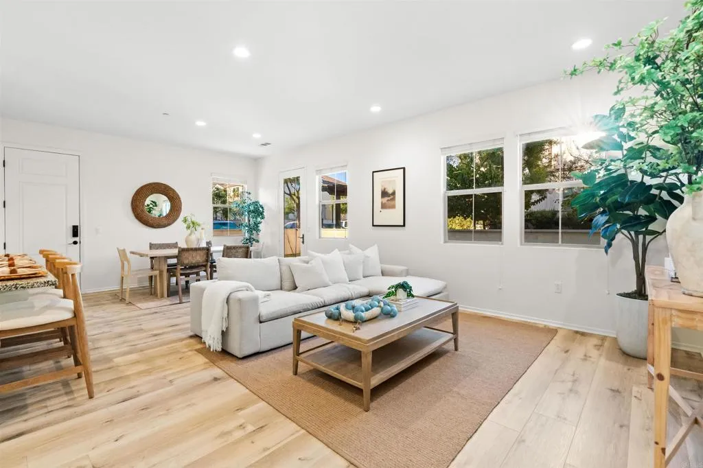https://cdn.realtyfeed.com/cdn/127/306582759/15ed697a162f76044633af825a1dcd6c.webp