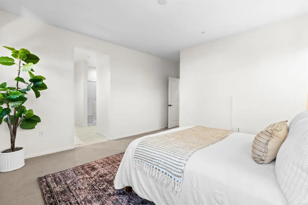 https://cdn.realtyfeed.com/cdn/127/306582759/8c4914ed9e5249b418a42906b10d1bf0.webp