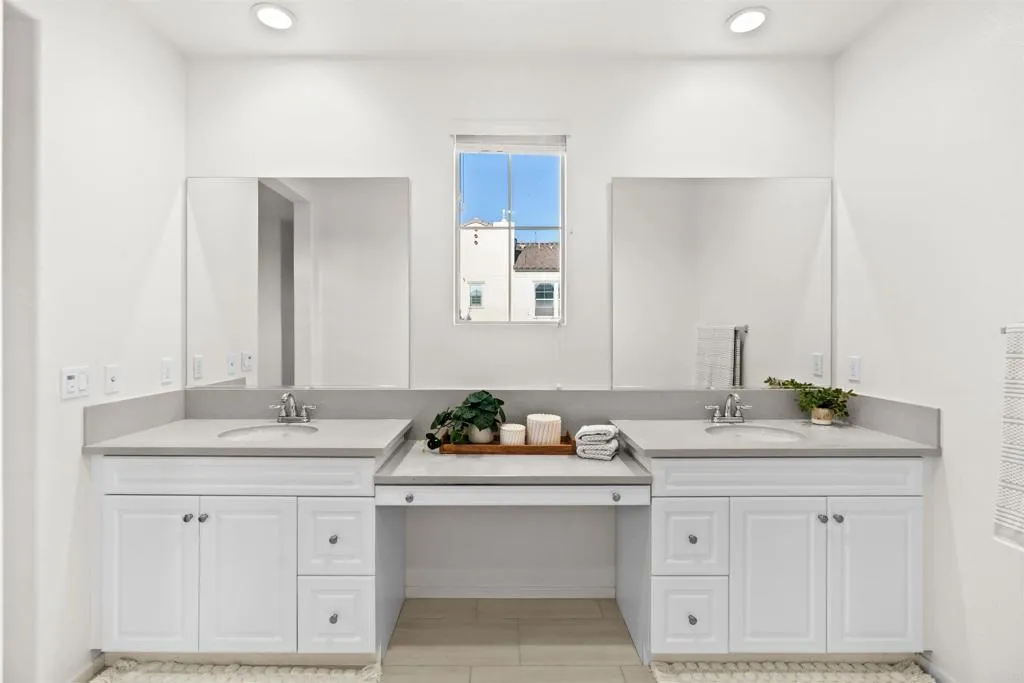 https://cdn.realtyfeed.com/cdn/127/306582759/9b7e08a9c199d778178063c0652ff964.webp