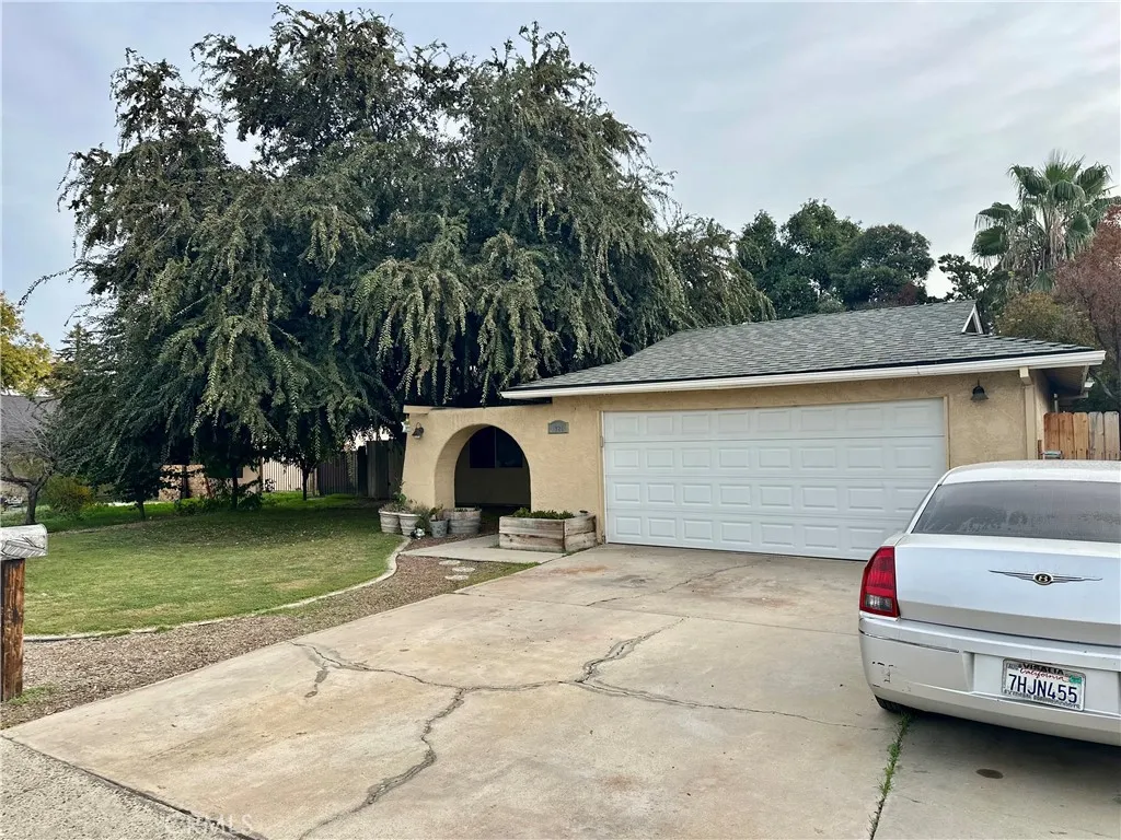 1928 S Linwood Street, Visalia, CA 93277 - Photo 3 of 9, Visalia, CA