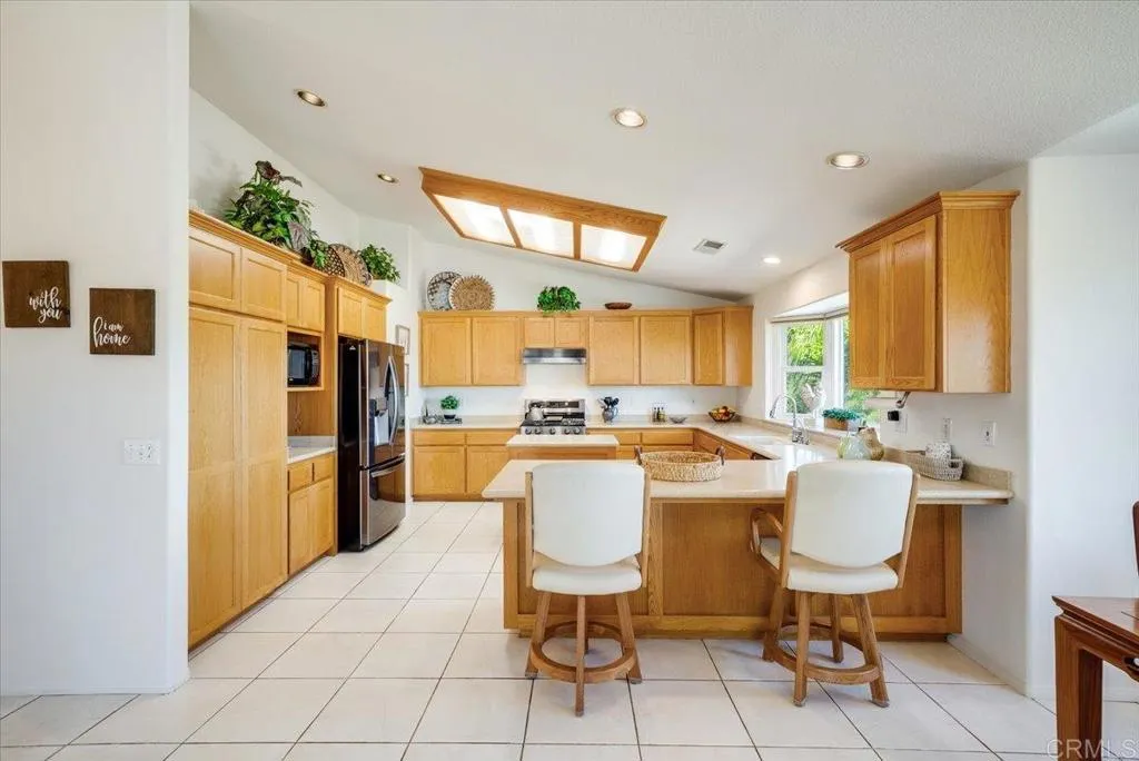 https://cdn.realtyfeed.com/cdn/127/306582816/2660c850a1b5a5ef09e2713ddc23929b.webp