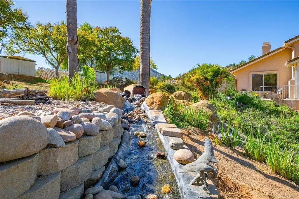https://cdn.realtyfeed.com/cdn/127/306582816/f1bd2074dce9894ee97f1e758b7f9a8c.webp