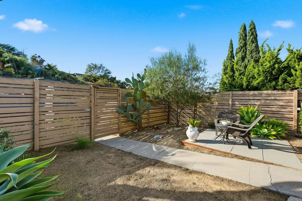 https://cdn.realtyfeed.com/cdn/127/306582861/eb95f5c23217e35e7da3765197526a52.webp