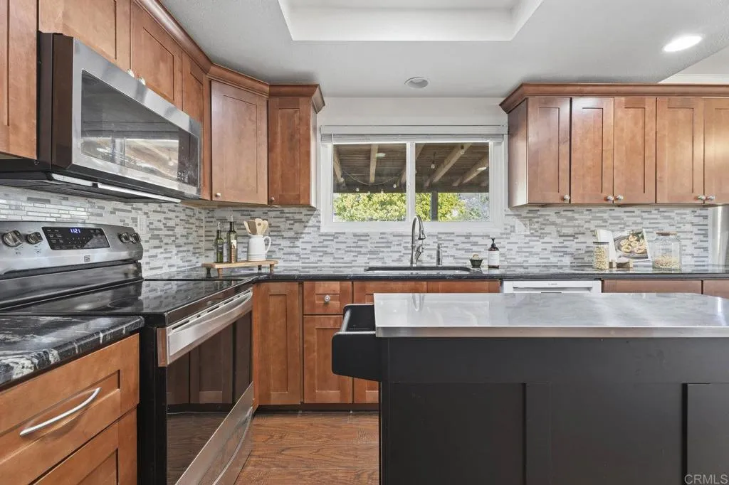 https://cdn.realtyfeed.com/cdn/127/306582880/2006f16cc6ba6d3f40ca820f21479790.webp
