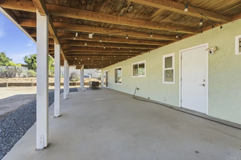 https://cdn.realtyfeed.com/cdn/127/306582880/a0a4bad7407b0a7e97a9c1c59327067b.webp