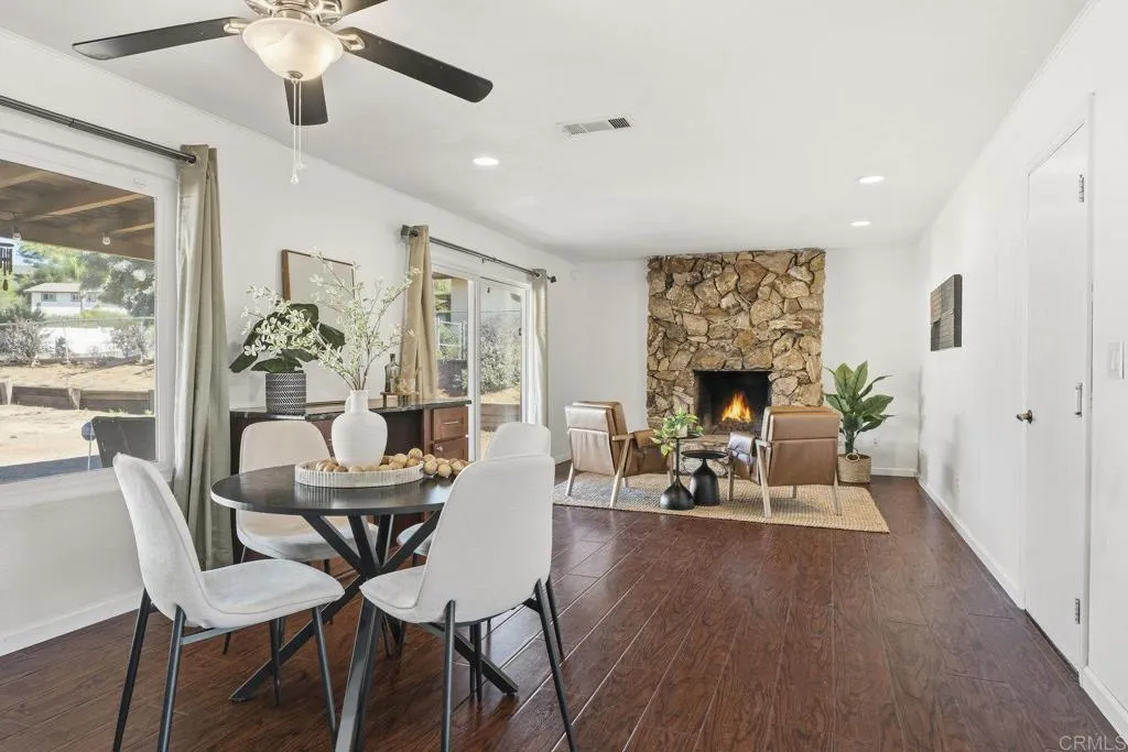 https://cdn.realtyfeed.com/cdn/127/306582880/e49a65554731e6a436d042b58f60823c.webp