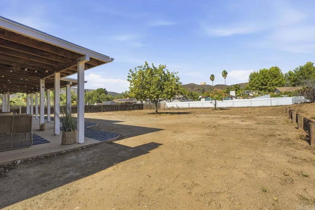 https://cdn.realtyfeed.com/cdn/127/306582880/f908f723511dc22a689f6e1091d8ba83.webp