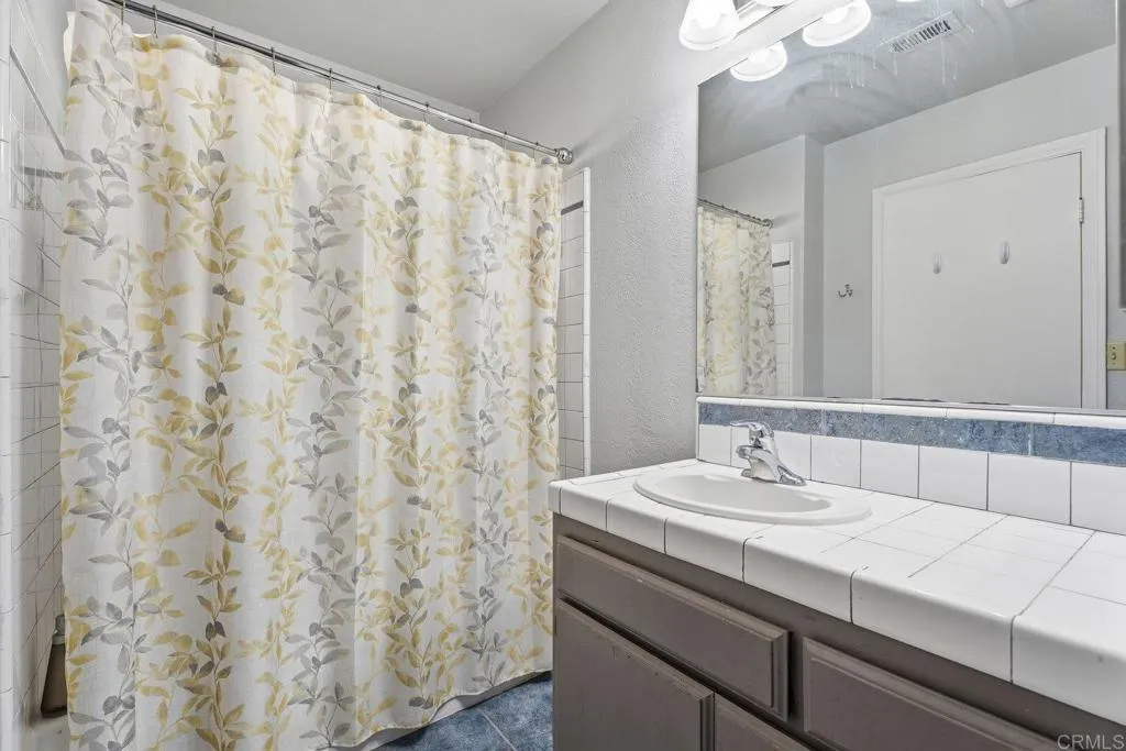 https://cdn.realtyfeed.com/cdn/127/306582880/ffb960252f7919119c653588638f74a0.webp