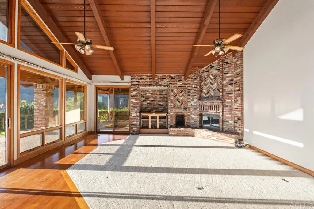 https://cdn.realtyfeed.com/cdn/127/306582890/0a83881d22f9638afdd9f32cc65f6e84.webp