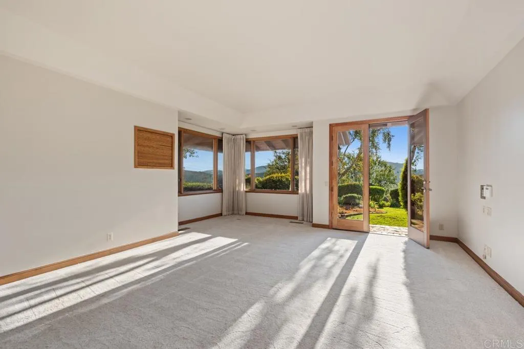 https://cdn.realtyfeed.com/cdn/127/306582890/29e1059c5b921482c2207f6fa56e0166.webp