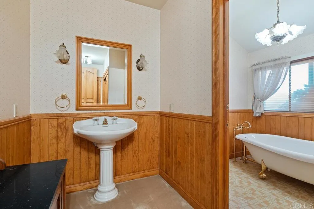 https://cdn.realtyfeed.com/cdn/127/306582890/3b286158a9d12f280ba56ba1e36f6c99.webp