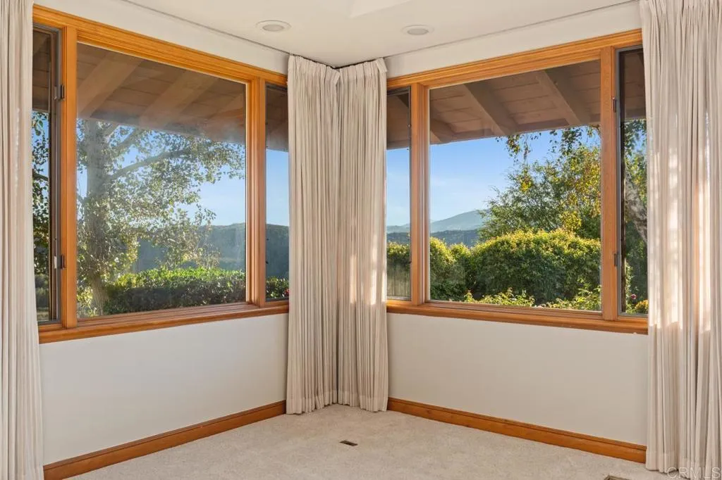 https://cdn.realtyfeed.com/cdn/127/306582890/79947426a19f3f66c34ffd888c6d657a.webp