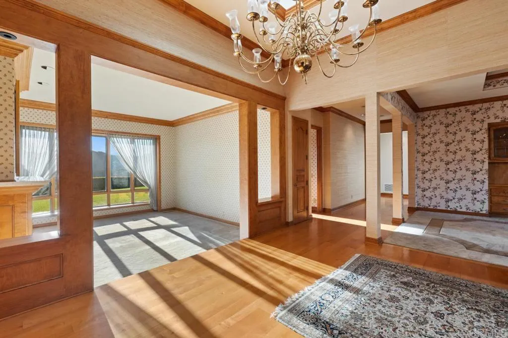 https://cdn.realtyfeed.com/cdn/127/306582890/d1731480d7c836bf5068847bd8308c1c.webp