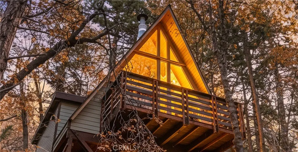 listing main picture