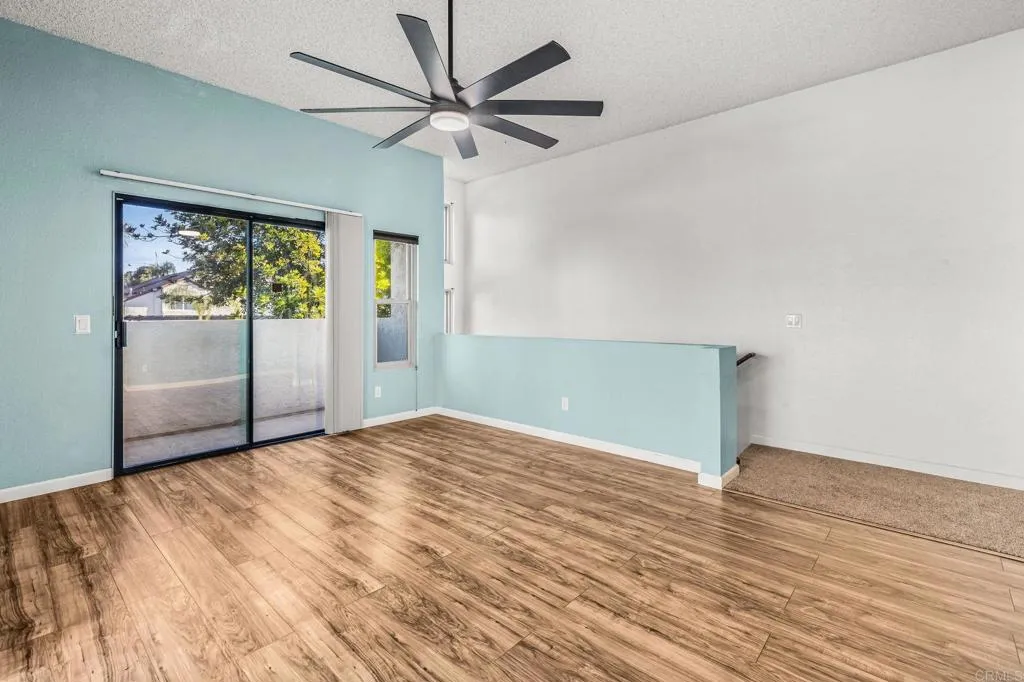 https://cdn.realtyfeed.com/cdn/127/306582943/664298eafb1996838b6858d9de986b5c.webp
