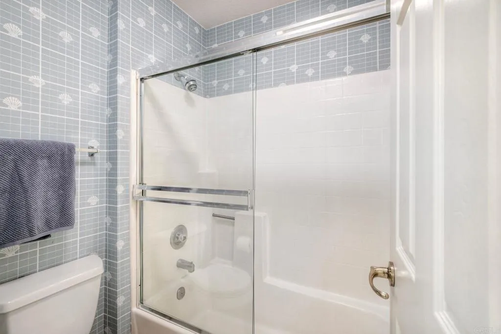 Photo #14: NDP2510627 Listing: Photo #14