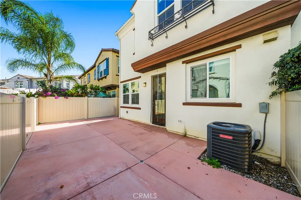 https://cdn.realtyfeed.com/cdn/127/306582992/11df1102ad230353fe1b0b423b254037.webp