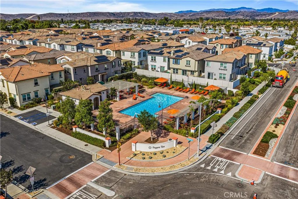 https://cdn.realtyfeed.com/cdn/127/306582992/ed5736233c0595430ce2a7d6acd4f37c.webp