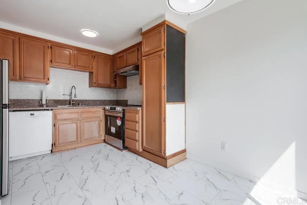 Photo #18: PTP2508379 Listing: Photo #18