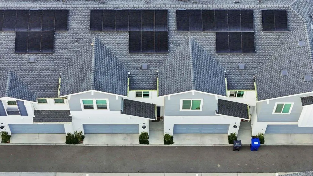 https://cdn.realtyfeed.com/cdn/127/306583069/eb3b014f92663f1e3b82242e14e51f1f.webp