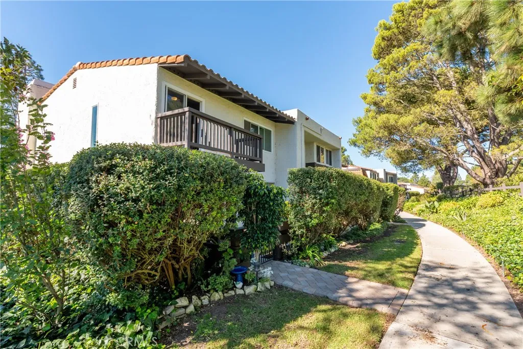 Rolling Hills Estates, CA 90274