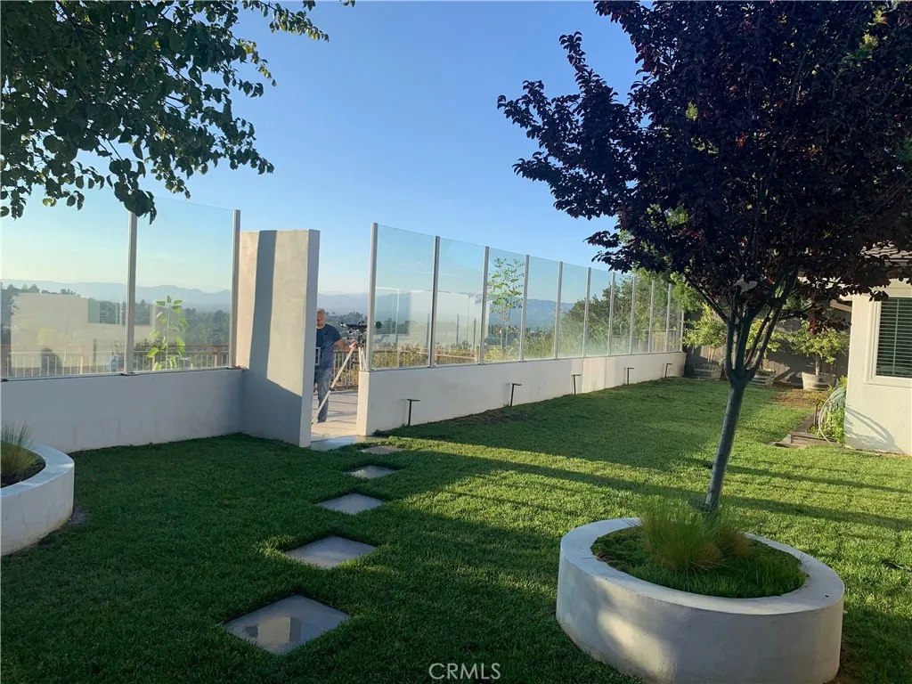 Sherman Oaks, CA 91403