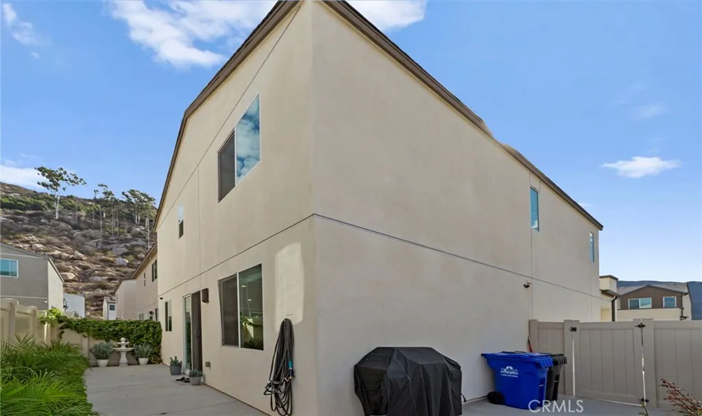 https://cdn.realtyfeed.com/cdn/127/306583161/0927b3abccf2b513136c9a0942b316a1.webp