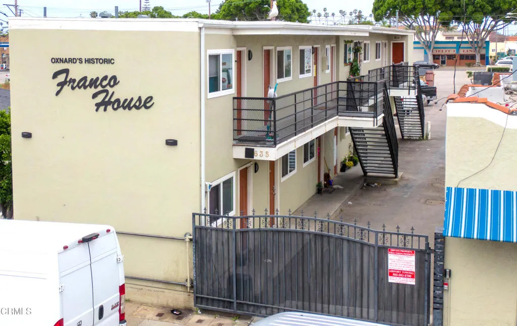 633 Meta Street, Oxnard, CA, 93030