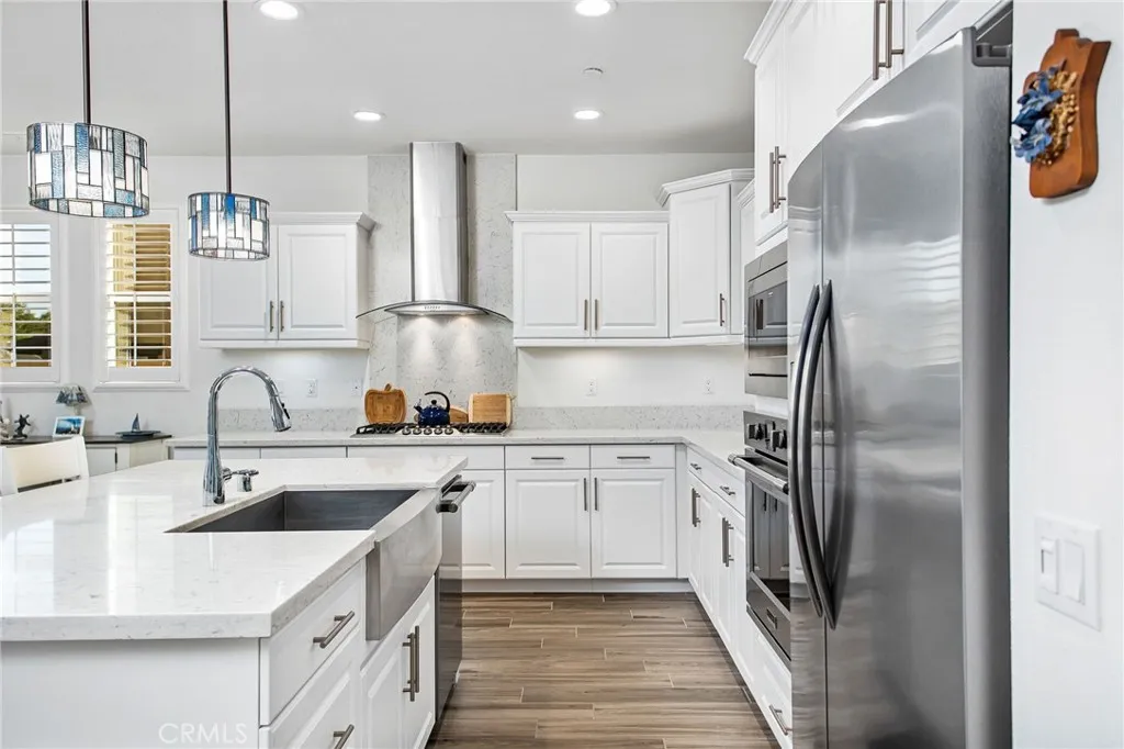 https://cdn.realtyfeed.com/cdn/127/306583246/059c4c625e6c5c369ce642215ad751c6.webp